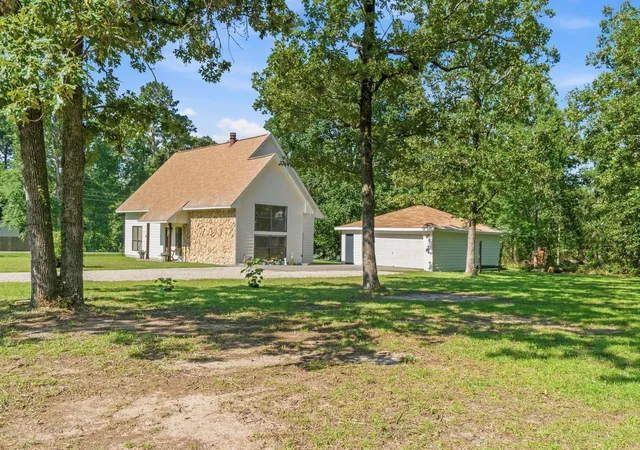 2nd image of 109 Pine Needle St, Onalaska, TX 77360 | MLS# 13671386