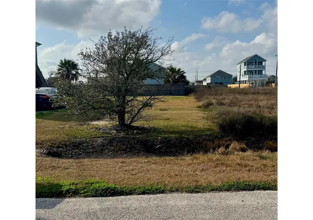 1st image of 1022 19th St, Dickinson, TX 77539 | MLS# 5255074