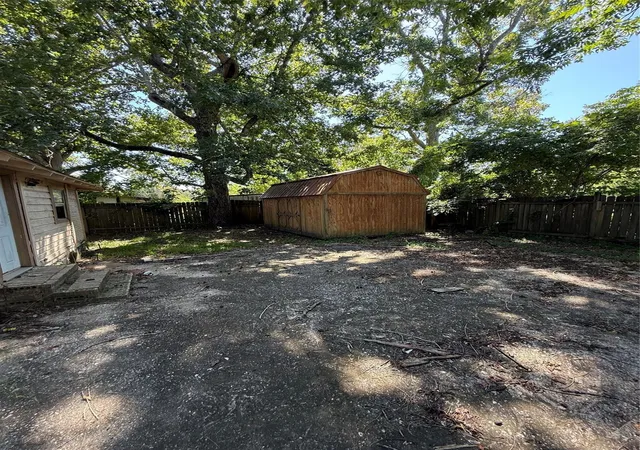 5th image of 306 Ash Ln, Daisetta, TX 77533 | MLS# 31482009