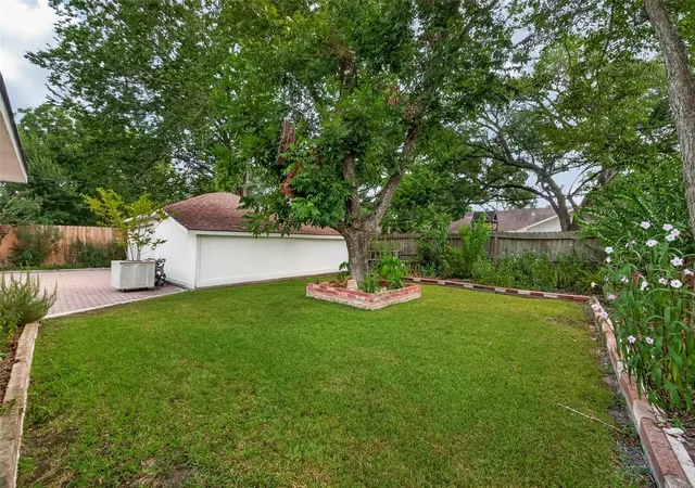 Photo 35 of Single family home for sale at 10807 Chimney Rock Rd, Houston, TX 77096 | MLS# 28616549 | Listing updated on 2026-10-09