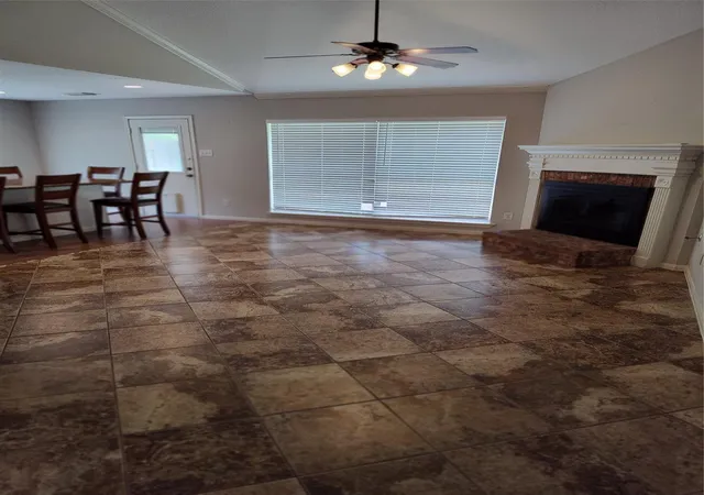 Photo 3 of Single family home for sale at 3406 Glenhill Dr, Pearland, TX 77584 | MLS# 41047269 | Listing updated on 2026-09-28