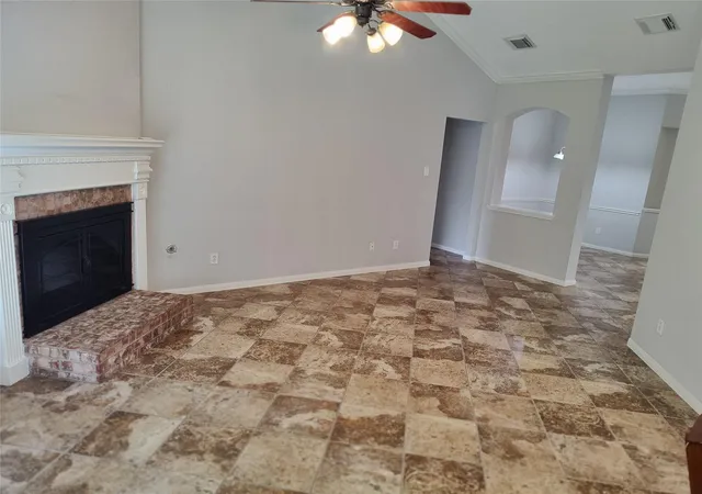 Photo 4 of Single family home for sale at 3406 Glenhill Dr, Pearland, TX 77584 | MLS# 41047269 | Listing updated on 2026-09-28