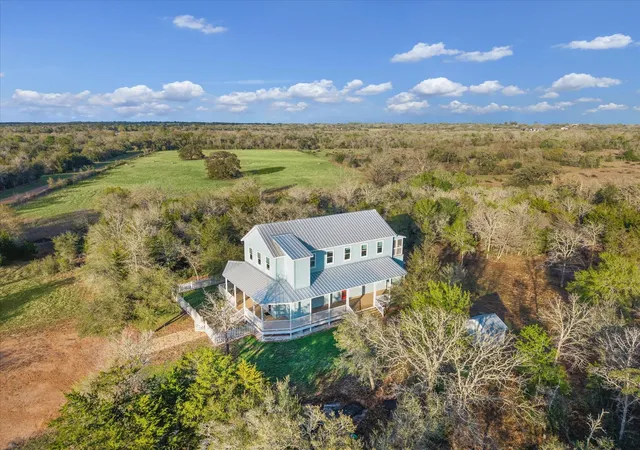 Homes for sale in Round Top, TX | 895 S Weyand Rd, Round Top, TX 78954 | MLS# 87299146