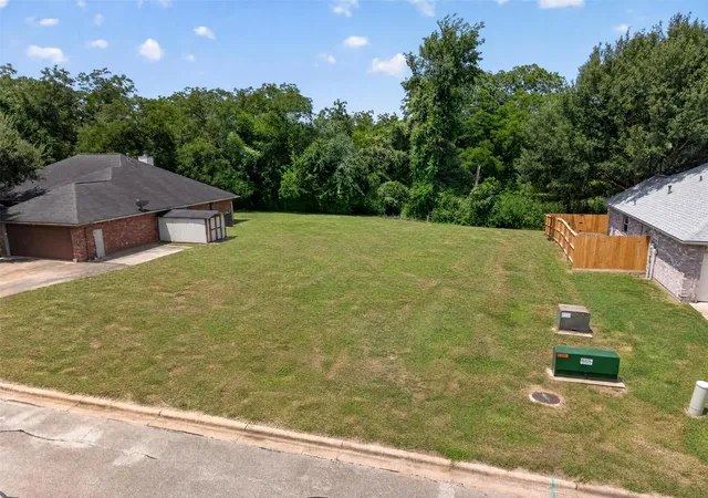 Photo 3 of Land for sale at 0000 Oakwood Dr, Brenham, TX 77833 | MLS# 22164922 | Listing updated on 2026-09-22
