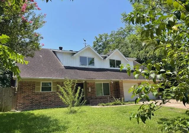 Photo 3 of Single family home for sale at 9015 Stroud Dr, Houston, TX 77036 | MLS# 36140025 | Listing updated on 2026-07-31