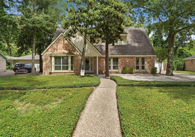 Homes for sale in Kingwood, TX | 2018 Deer Springs Dr, Kingwood, TX 77339 | MLS# 60961511