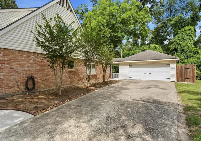 Homes for sale in Kingwood, TX | 2018 Deer Springs Dr, Kingwood, TX 77339 | MLS# 60961511