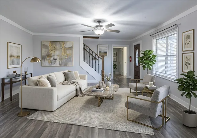 Photo 2 of Single family home for sale at 1425 15th Street, Huntsville, TX 77340 | MLS# 18430891 | Listing updated on 2026-06-26