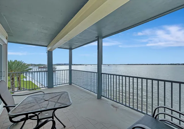 1st image of 4001 Nasa Pkwy #201, Seabrook, TX 77586 | MLS# 72567095