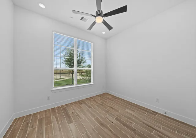Photo 2 of Single family home for sale at 1209 Emerald Lake Dr, Katy, TX 77493 | MLS# 63323572 | Listing updated on 2026-10-09