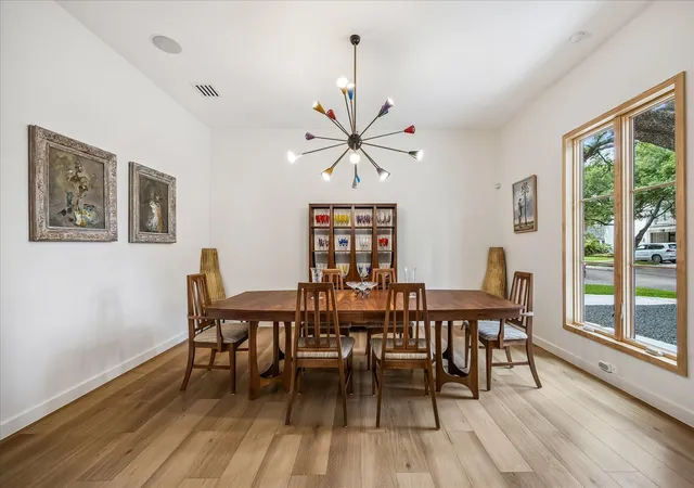 Photo 4 of Single family home for sale at 4021 Ella Lee Ln, Houston, TX 77027 | MLS# 74965009 | Listing updated on 2026-09-17