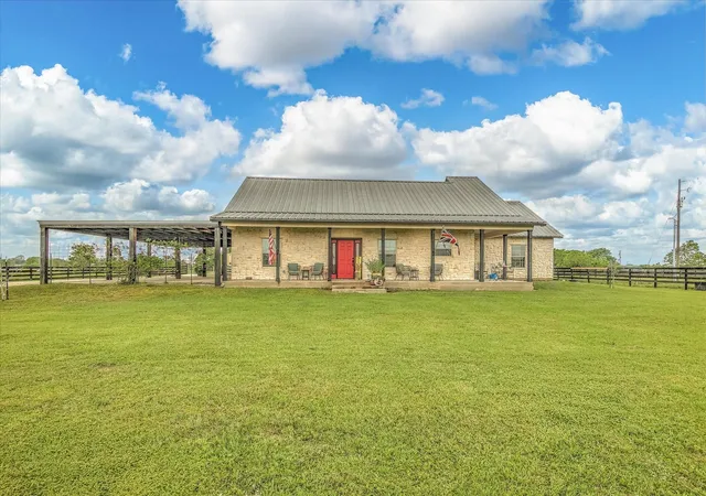 Homes for sale in Winnie, TX | 1755 Mcbride Devillier Loop, Winnie, TX 77665 | MLS# 30541194