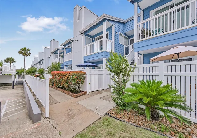 1st image of 3506 Cove View Blvd #206, Galveston, TX 77554 | MLS# 84568518