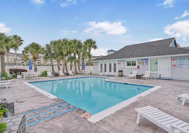 4th image of 3506 Cove View Blvd #206, Galveston, TX 77554 | MLS# 84568518