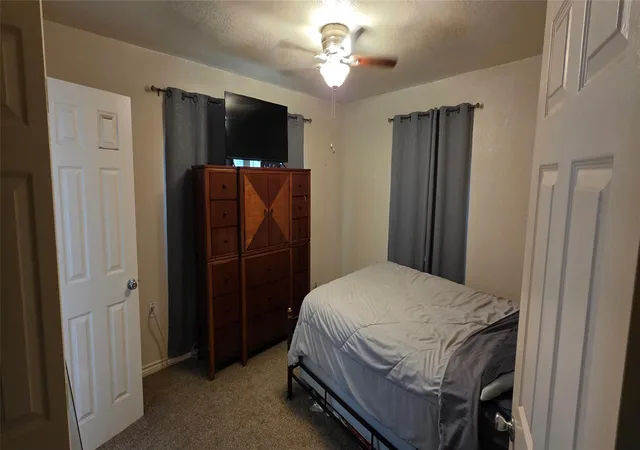 Photo 4 of Single family home for sale at 202 Azalea St, Lake Jackson, TX 77566 | MLS# 45523332 | Listing updated on 2026-07-21
