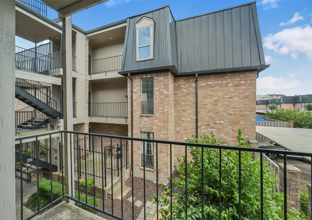 1st image of 2400 N Braeswood Blvd #213, Houston, TX 77030 | MLS# 18007572