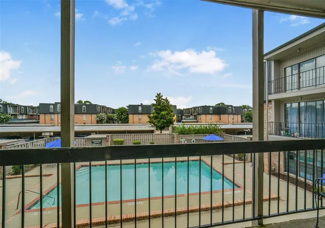 2nd image of 2400 N Braeswood Blvd #213, Houston, TX 77030 | MLS# 18007572