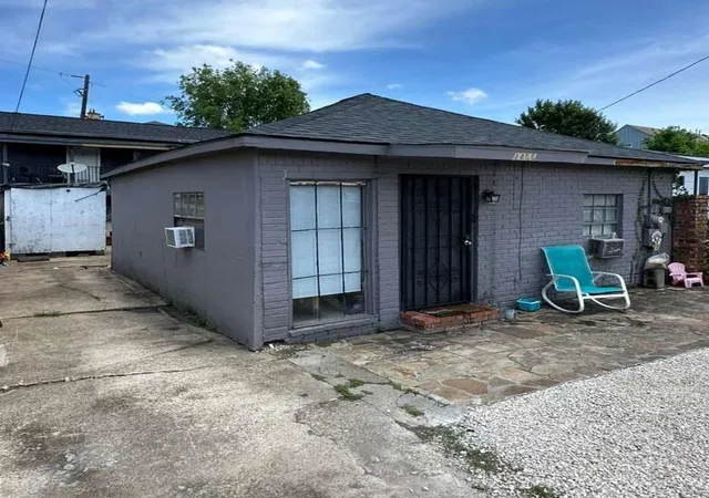 2nd image of 4406 Allen St, Houston, TX 77007 | MLS# 10678282