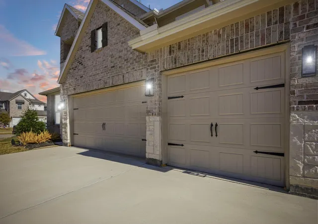 2nd image of 1740 Daylight Lake Dr, Katy, TX 77493 | MLS# 57036679