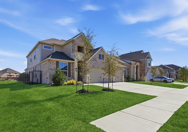 Photo 3 of Single family home for sale at 1740 Daylight Lake Dr, Katy, TX 77493 | MLS# 57036679 | Listing updated on 2026-04-18