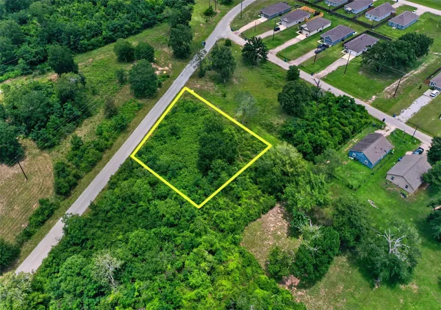4th image of 24Th And Peebles St, Hempstead, TX 77445 | MLS# 89182556