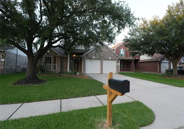 2nd image of 20606 Spring Mission Ln, Spring, TX 77388 | MLS# 14586102