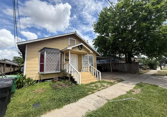 2nd image of 6723 Avenue P, Houston, TX 77011 | MLS# 34564922