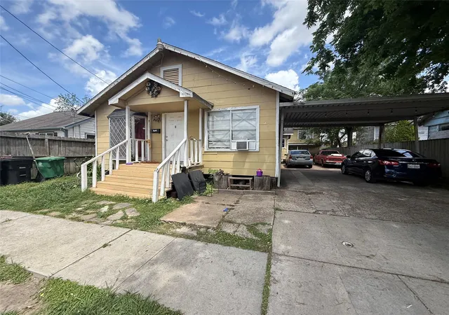 4th image of 6723 Avenue P, Houston, TX 77011 | MLS# 34564922