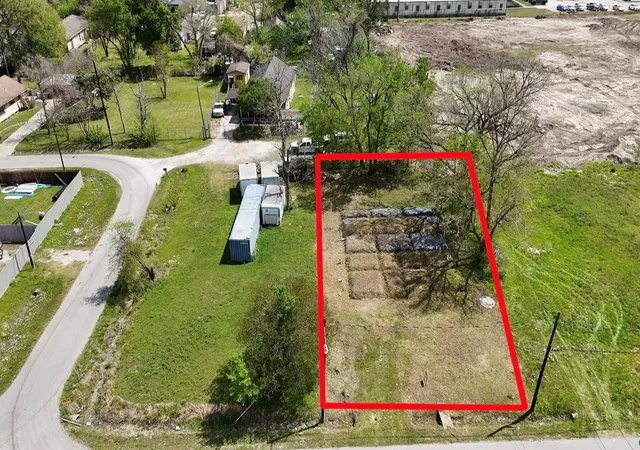 3rd image of 7438 Maxroy St, Houston, TX 77088 | MLS# 57315294