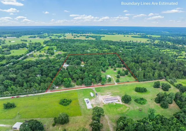 Homes for sale in Richards, TX | 4986 Old Wagon Lane, Richards, TX 77873 | MLS# 53349507