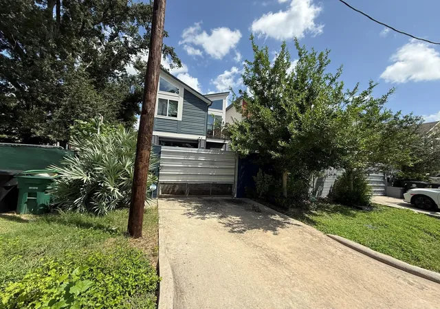 2nd image of 217 Frawley St, Houston, TX 77009 | MLS# 81079604