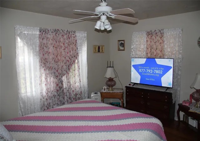Photo 3 of Single family home for sale at 1114 Wilson Rd, Humble, TX 77338 | MLS# 32601475 | Listing updated on 2025-12-18