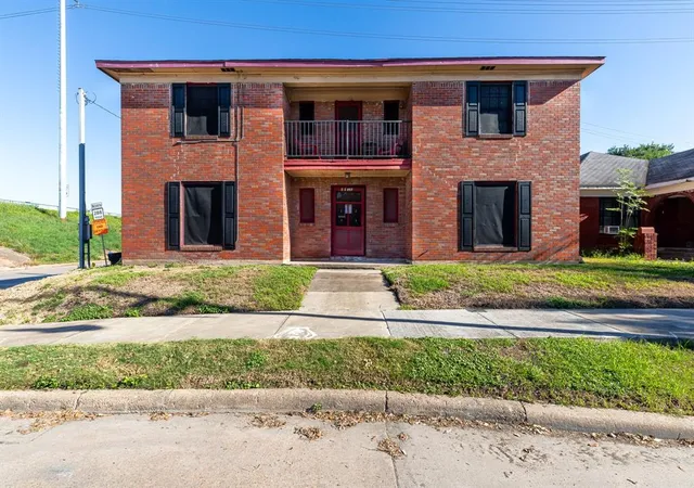 1st image of 2201 Blodgett St, Houston, TX 77004 | MLS# 45301762