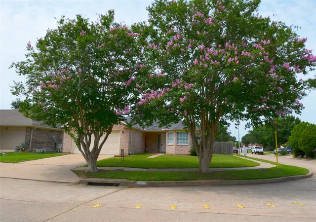 Photo 3 of Single family home for sale at 19330 Larissa Dr, Katy, TX 77449 | MLS# 28002558 | Listing updated on 2026-07-27