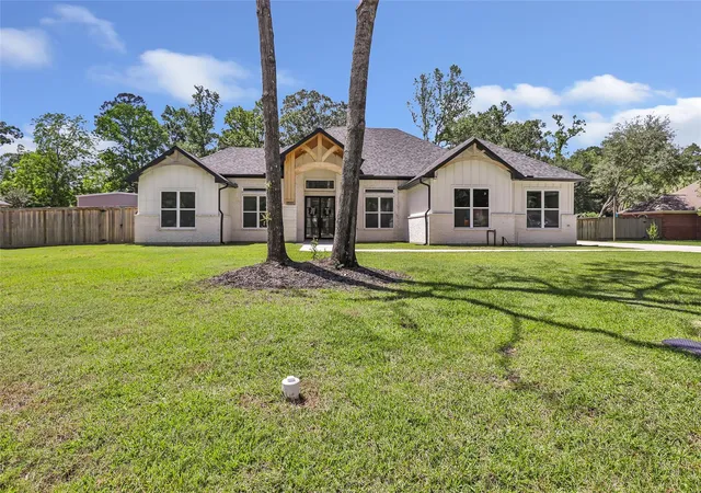 Homes for sale in New Caney, TX | 2423 Roman Forest Blvd, New Caney, TX 77357 | MLS# 30861548