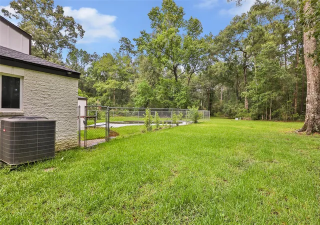 Photo 4 of Single family home for sale at 854 Fairway Dr, New Caney, TX 77357 | MLS# 79286290 | Listing updated on 2026-08-12