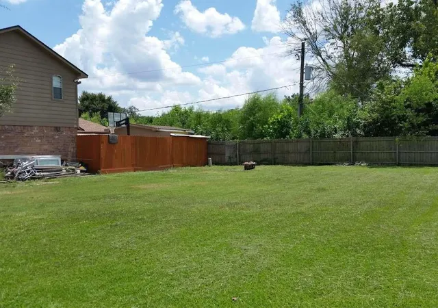 Photo 2 of Land for sale at 502 Walston Ln, Houston, TX 77060 | MLS# 57391308 | Listing updated on 2026-04-27