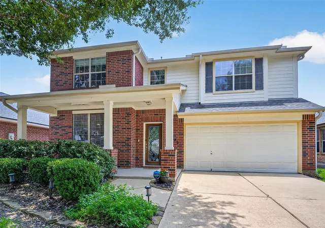 Photo 1 of Single family home for sale at 10826 Redstone Ct, Missouri City, TX 77459 | MLS# 69803144 | Listing updated on 2026-09-23