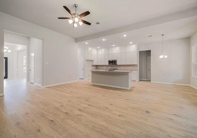 Photo 1 of Single family home for sale at 13633 Armstrong, Conroe, TX 77303 | MLS# 12557747 | Listing updated on 2026-09-20