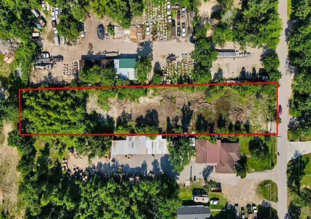 Photo 3 of Land for sale at 3525 De Soto St, Houston, TX 77091 | MLS# 36336248 | Listing updated on 2026-09-16