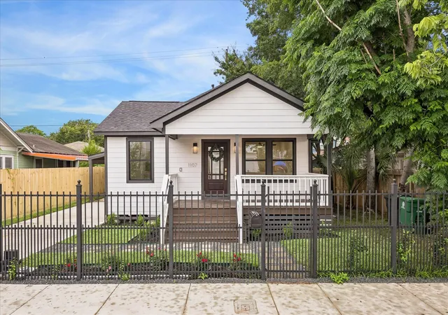 1st image of 1107 Cordell St, Houston, TX 77009 | MLS# 37166896