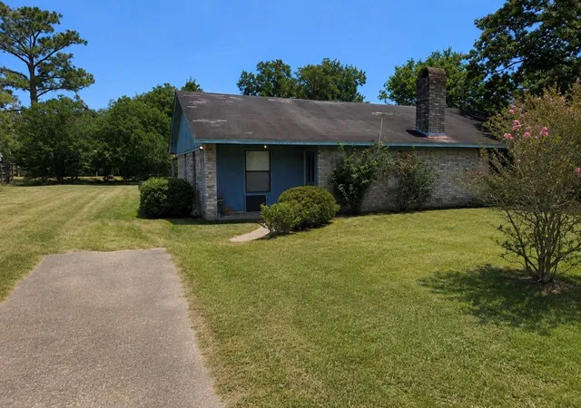 Photo 1 of Single family home for sale at 707 Willow Ave, Cleveland, TX 77327 | MLS# 73631342 | Listing updated on 2026-10-06