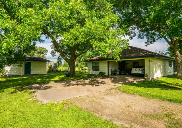 5th image of 8854 Fm 524 Rd, Sweeny, TX 77480 | MLS# 63455870
