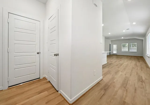 Photo 2 of Single family home for sale at 14207 Granger Pointe Ln, Conroe, TX 77302 | MLS# 33538571 | Listing updated on 2026-09-17
