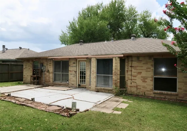 12th image of 10339 Gulfstream Ln, Sugar Land, TX 77498 | MLS# 39627270