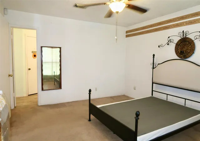 5th image of 10339 Gulfstream Ln, Sugar Land, TX 77498 | MLS# 39627270