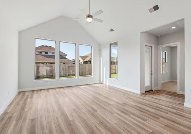 3rd image of 21106 Regal Terrace Dr, Cypress, TX 77433 | MLS# 94138071
