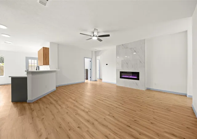 Photo 2 of Sale Pending at 9518 Belleclaire Ln, Houston, TX 77044 | MLS# 37247245 | Listing updated on 2026-09-12