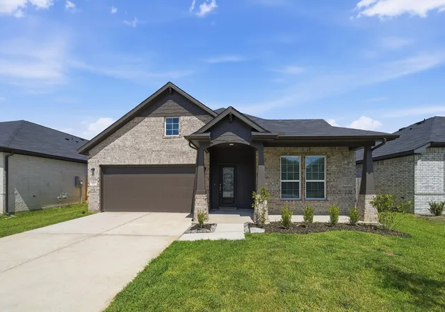 Photo 1 of Single family home for sale at 822 White Pine Hvn Ln, Crosby, TX 77532 | MLS# 18880523 | Listing updated on 2026-10-09