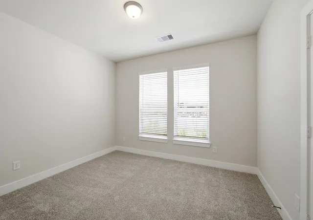 Photo 3 of Single family home for sale at 822 White Pine Hvn Ln, Crosby, TX 77532 | MLS# 18880523 | Listing updated on 2026-10-09